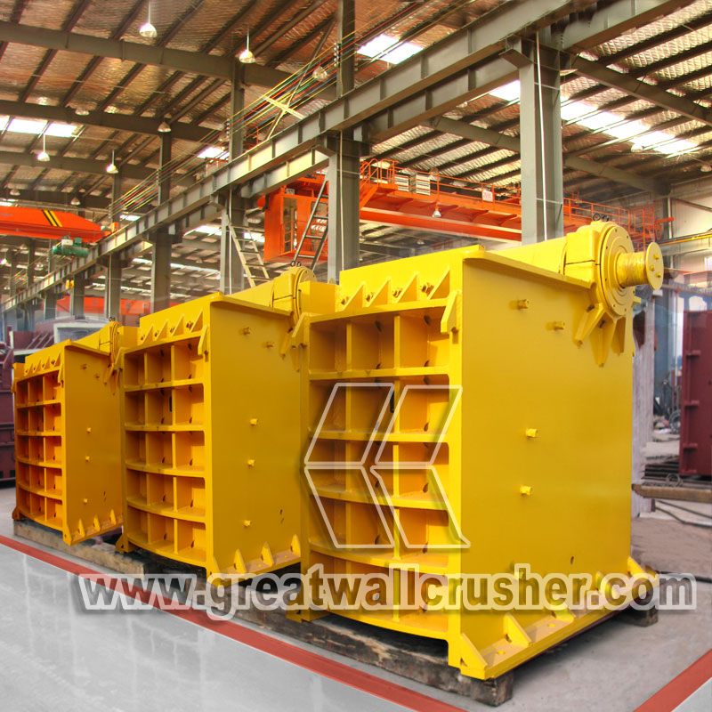 Large jaw crusher for sale in 300 TPH Australia crushing plant 